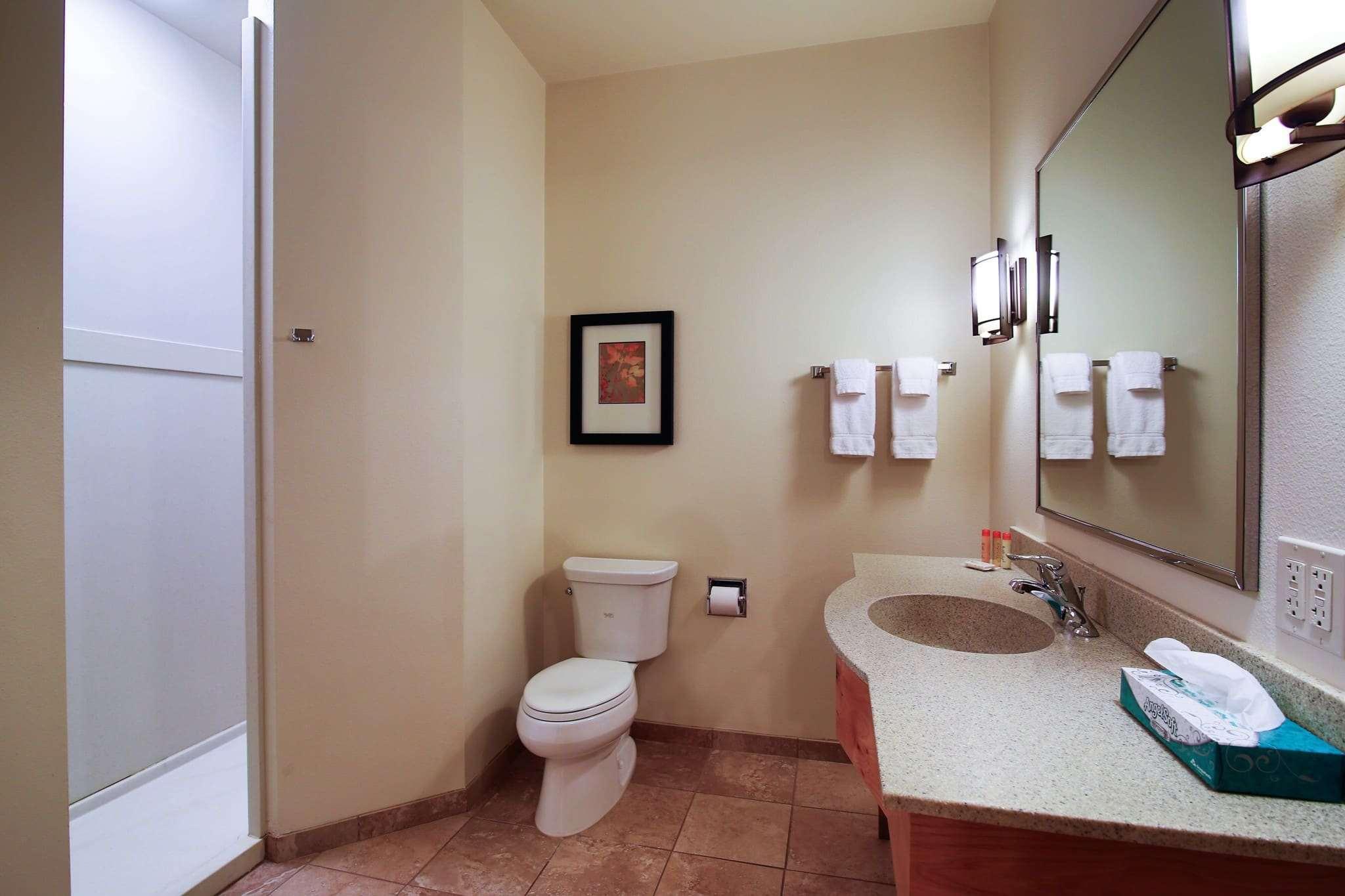Hawthorn Extended Stay By Wyndham Minot Exterior photo