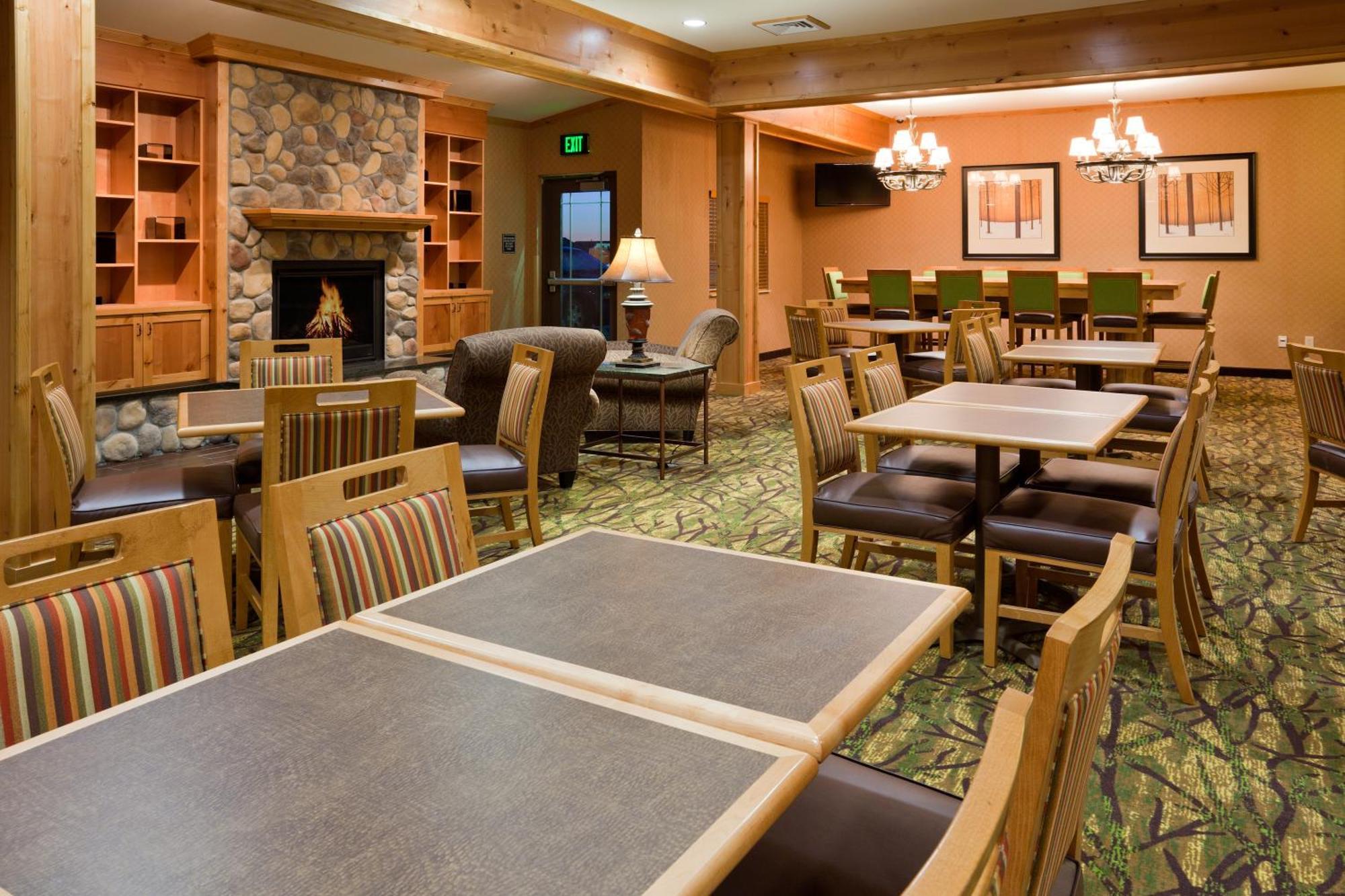Hawthorn Extended Stay By Wyndham Minot Exterior photo