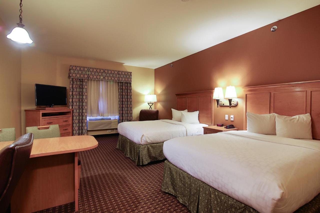 Hawthorn Extended Stay By Wyndham Minot Exterior photo